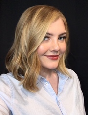photo of Haylee Leonard, Receptionist/Make-Up Artist